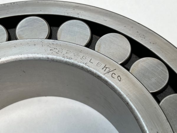 Spherical Roller Bearing – Tapered Bore, 180 mm ID, 320 mm OD, 86 mm Width, Open, CN Internal clearance.