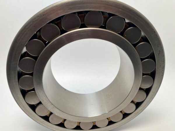 Spherical Roller Bearing – Tapered Bore, 180 mm ID, 320 mm OD, 86 mm Width, Open, CN Internal clearance.