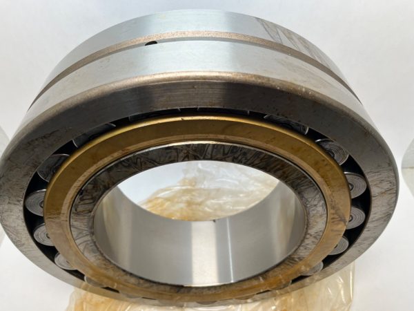 Spherical Roller Bearing – Tapered Bore, 220 mm ID, 400 mm OD, 108 mm Width, Open, C2 Internal clearance