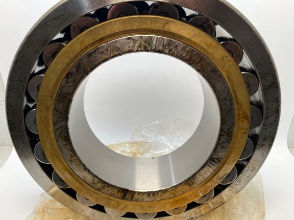 Spherical Roller Bearing – Tapered Bore, 220 mm ID, 400 mm OD, 108 mm Width, Open, C2 Internal clearance
