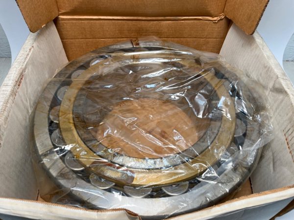 Spherical Roller Bearing – Tapered Bore, 220 mm ID, 400 mm OD, 108 mm Width, Open, C2 Internal clearance