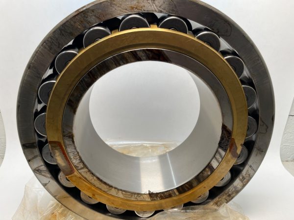 Spherical Roller Bearing – Tapered Bore, 220 mm ID, 400 mm OD, 108 mm Width, Open, C2 Internal clearance