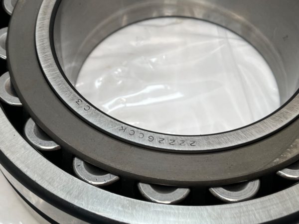 Spherical Roller Bearing – Tapered Bore, 130 mm ID, 230 mm OD, 64 mm Width, Open, C3 Internal Clearance.