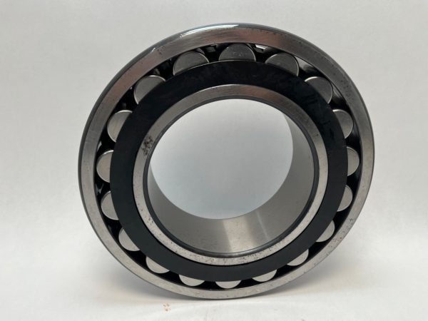 FAG 22226ESK.TVPB.C3 Spherical Bearing 130x230x64 mm 22226-ES-K-TVPB-C3-W33 USA