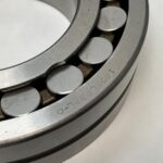 Spherical Roller Bearing – Straight Bore, 140 mm ID, 250 mm OD, 68 mm Width, Open, CN Internal Clearance.