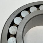 Spherical Roller Bearing – Straight Bore, 140 mm ID, 250 mm OD, 68 mm Width, Open, CN Internal Clearance.
