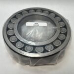 Spherical Roller Bearing – Straight Bore, 140 mm ID, 250 mm OD, 68 mm Width, Open, CN Internal Clearance.