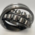 Spherical Roller Bearing – Straight Bore, 110 mm ID, 200 mm OD, 53 mm Width, Open, CN Internal Clearance.