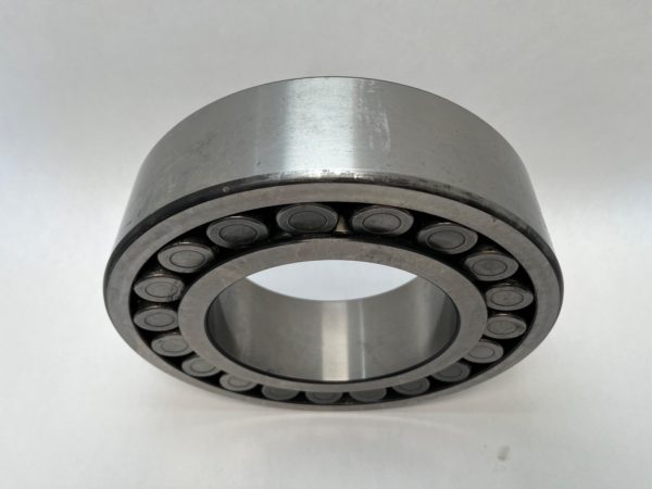 Spherical Roller Bearing – Tapered Bore, 140 mm ID, 250 mm OD, 68 mm Width, Open, C3 Internal Clearance.