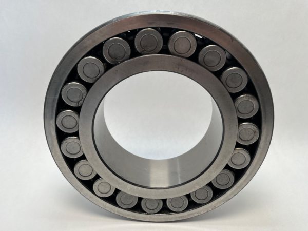 Spherical Roller Bearing – Tapered Bore, 140 mm ID, 250 mm OD, 68 mm Width, Open, C3 Internal Clearance.