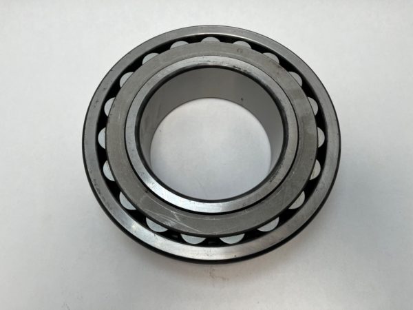 Spherical Roller Bearing – Straight Bore, 120 mm ID, 215 mm OD, 58 mm Width, Open, C3 Internal Clearance.