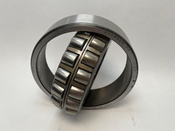 Spherical Roller Bearing – Straight Bore, 120 mm ID, 215 mm OD, 58 mm Width, Open, C3 Internal Clearance.