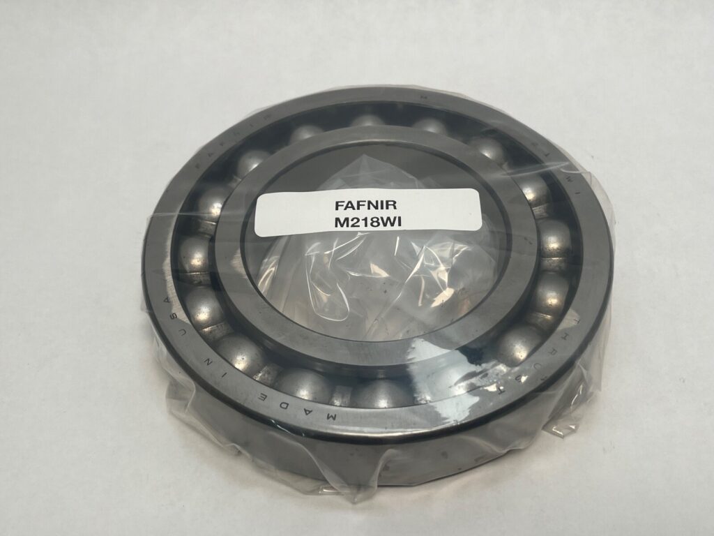 Angular Contact Ball Bearing – Straight Bore, 90 mm ID, 160 mm OD, 30 mm Width, Open, 15° Contact Angle.