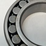 Spherical Roller Bearing – Tapered Bore, 90 mm ID, 160 mm OD, 40 mm Width, Open, C3 Internal Clearance.