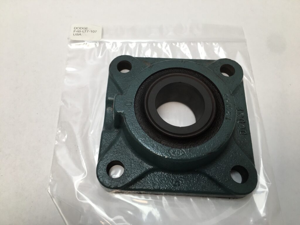 Flange Mount Unit – 1.4375 in Bore, 4-Bolt, Cast Iron, Set Screw Locking.