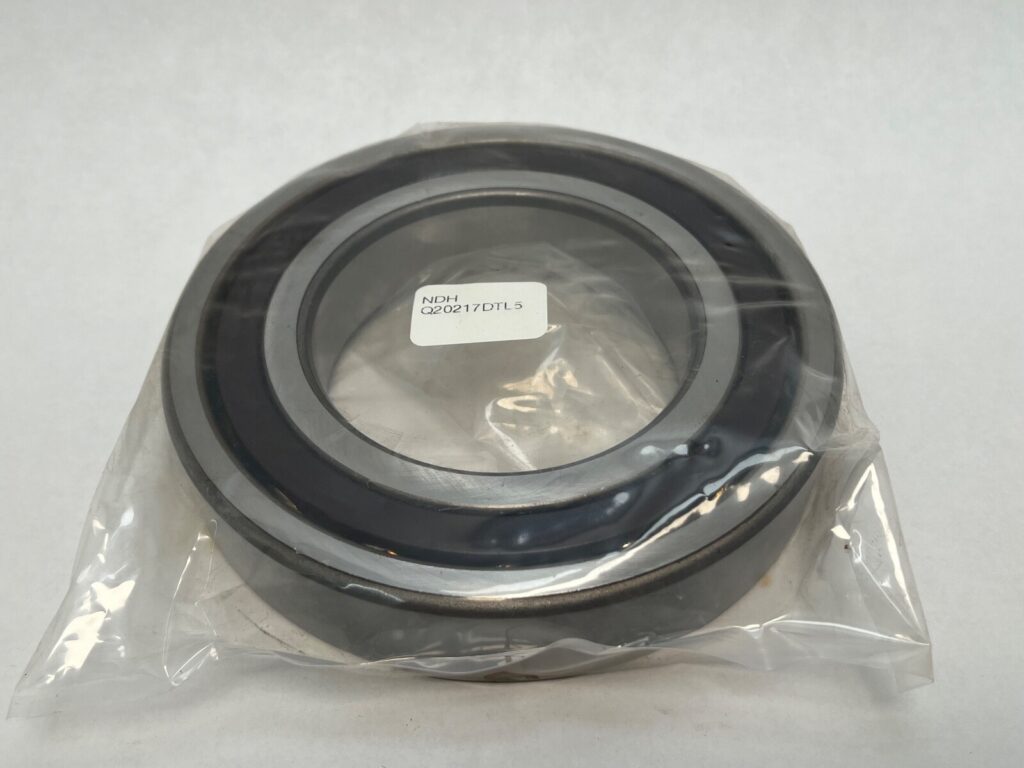 NDH Q20217DTL5-1/2PR Angular Bearing 85x150x28 mm 7217 Q-20217-DT-L5 USA