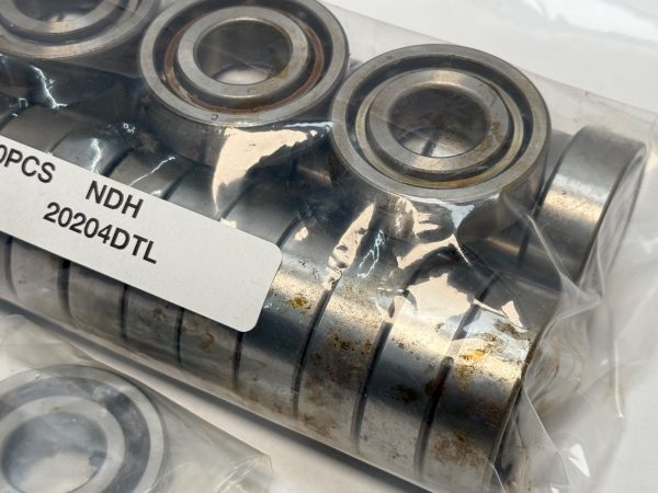 Angular Contact Ball Bearing – Straight Bore, 20 mm ID, 47 mm OD, 14 mm Width, Open.