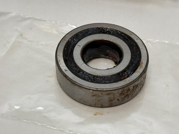 Angular Contact Ball Bearing – Straight Bore, 20 mm ID, 47 mm OD, 14 mm Width, Open.