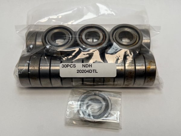 Angular Contact Ball Bearing – Straight Bore, 20 mm ID, 47 mm OD, 14 mm Width, Open.