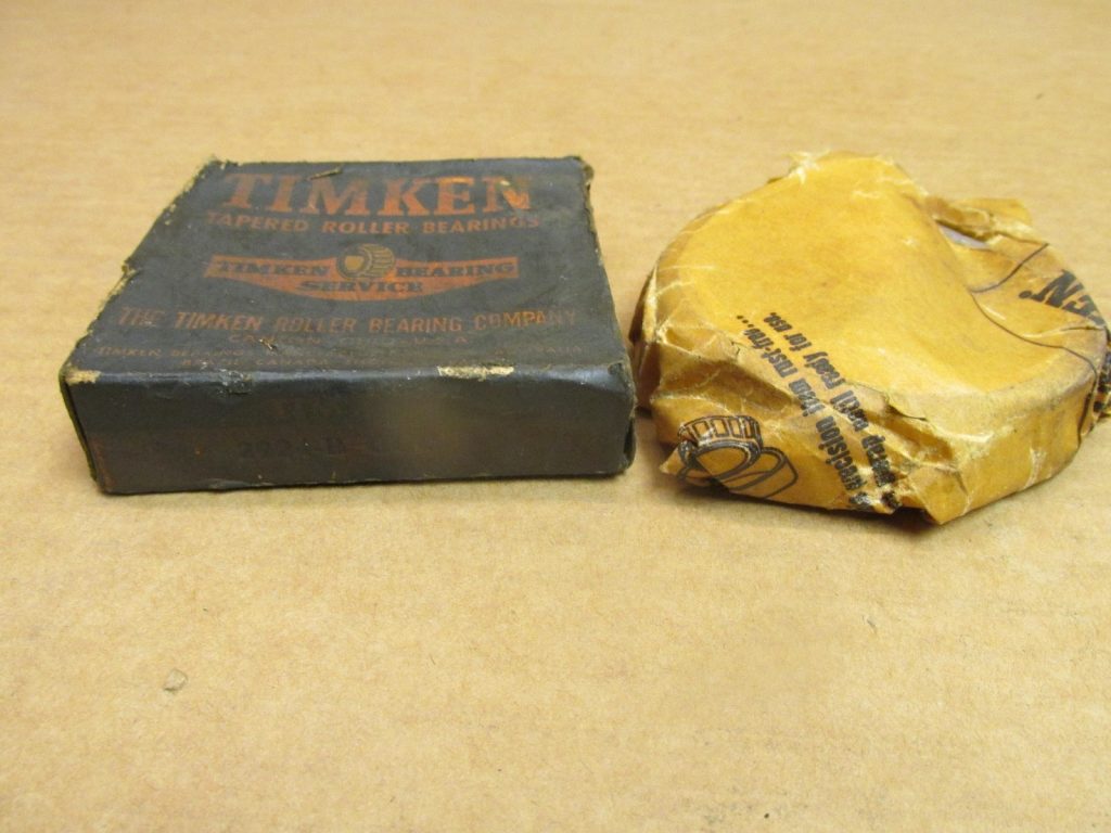 TIMKEN 2924B FLANGE TAPERED ROLLER BEARING CUP 2924 B 3-11/32"OD 13/16"W USA