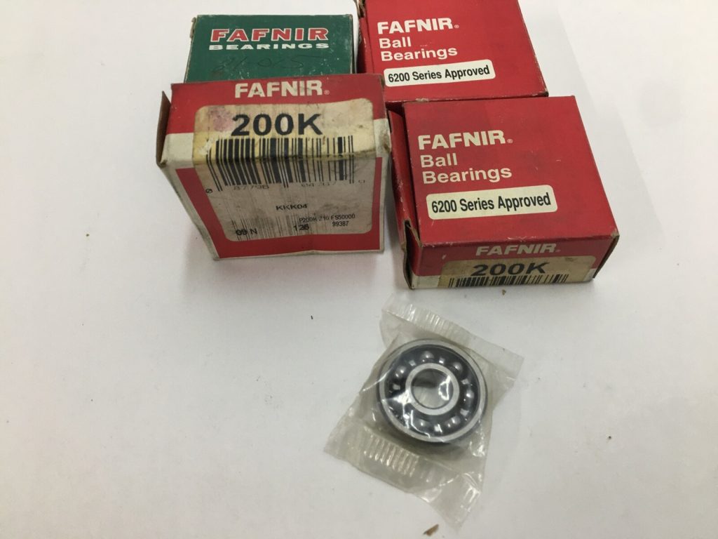 Fafnir 200K Open Deep Groove Ball Bearing. Small, high-speed single row bearing for light to moderate loads. Features 10mm ID 30mm OD 9mm Width, with a 5.1 kN dynamic load rating 4 pcs