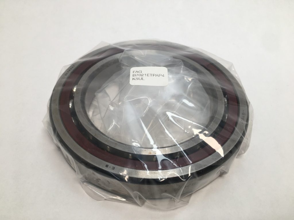 Super Precision Angular Contact Ball Bearing - Straight Bore, 105 mm ID, 160 mm OD, 26 mm Width, Open, 25° Contact Angle, Universal Pairing, Light Preload.