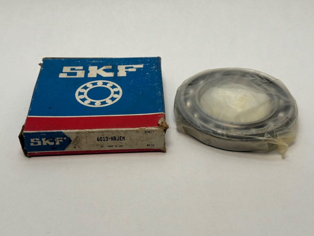 SKF 6013-NRJEM Bearing Open 65x100x18 mm 6013-NR-JEM 6013NRC3 w/ Snap Ring