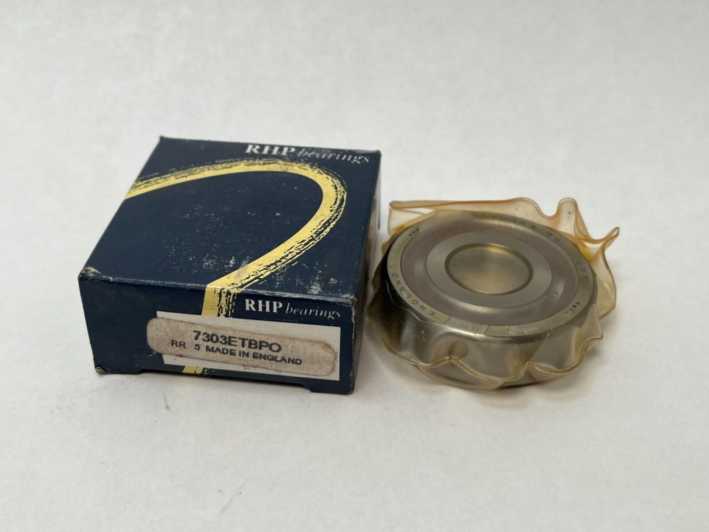 Angular Contact Ball Bearing - Straight Bore, 17 mm ID, 47 mm OD, 14 mm Width, Open, 25° Contact Angle.