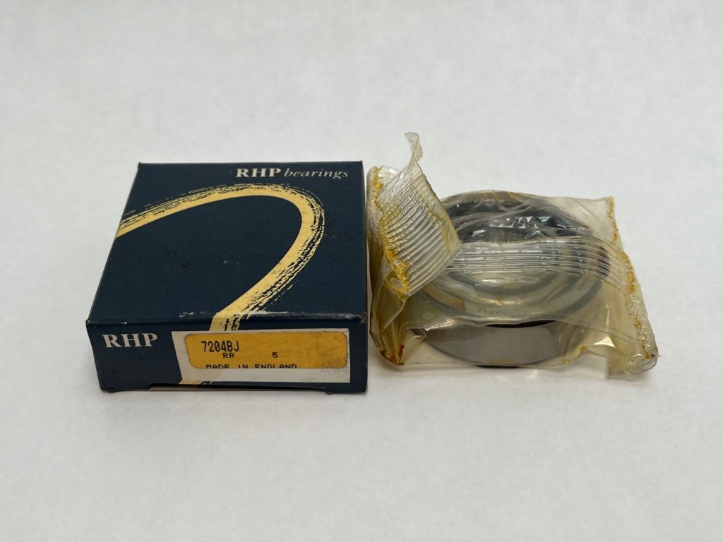 Angular Contact Bearing - 20 mm ID, 47 mm OD, 14 mm Width, Open, 40° contact angle.