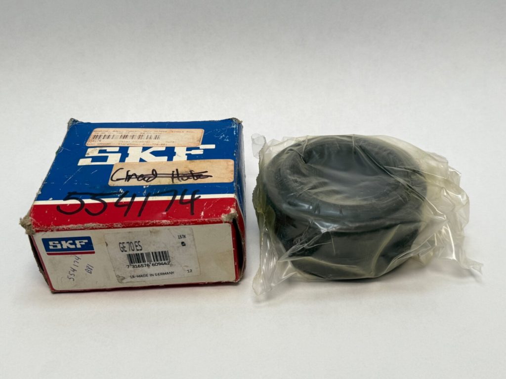 Radial Spherical Plain Bearing - Straight Bore, 70 mm ID, 105 mm OD, 49 mm Width, Open, Relubrication Feature