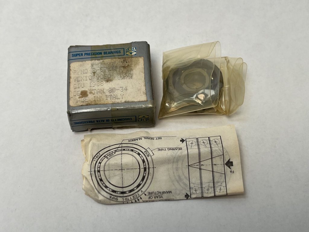 Angular Contact Ball Bearing - 10 mm ID, 26 mm OD, 8 mm Width, Open, 15°.