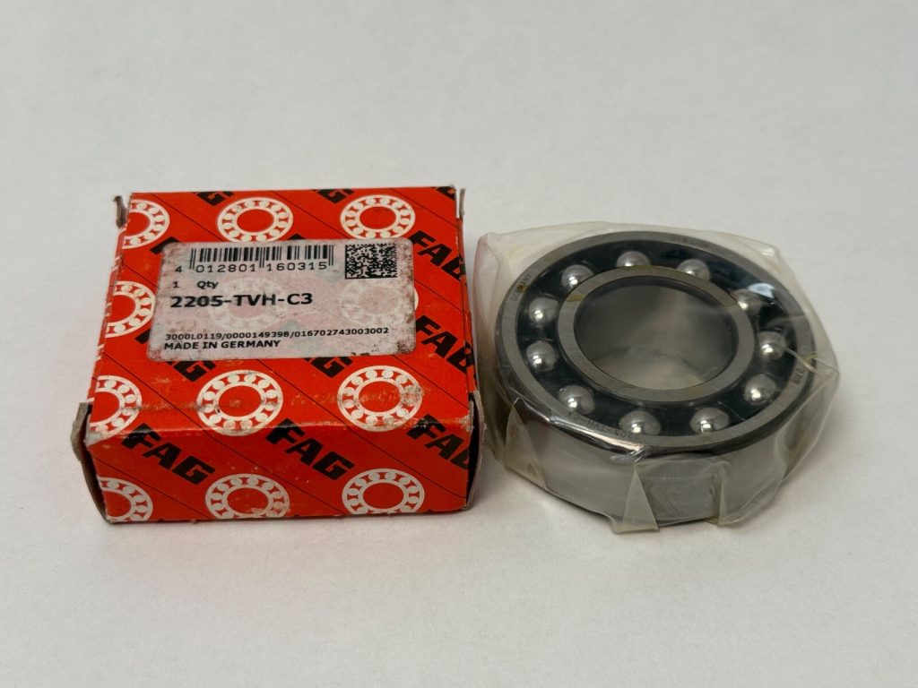 Self Aligning Bearings - Straight Bore, 25 mm ID, 52 mm OD, 18 mm Width, Open, C3 Internal clearance.