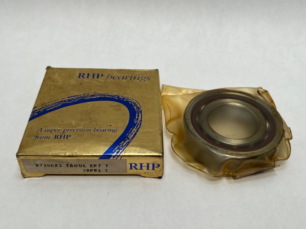 Angular Contact Ball Bearing - 30 mm ID, 62 mm OD, 16 mm Width, Open, 15° Contact Angle, Light Preload.