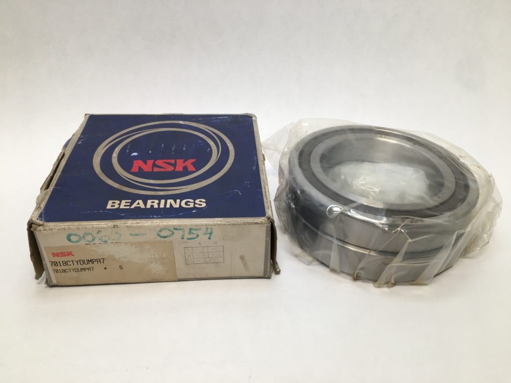 Angular Contact Ball Bearing - Straight Bore, 90 mm ID, 140 mm OD, 24 mm Width, Open, 15°, ABEC 7 / P4 Precision.