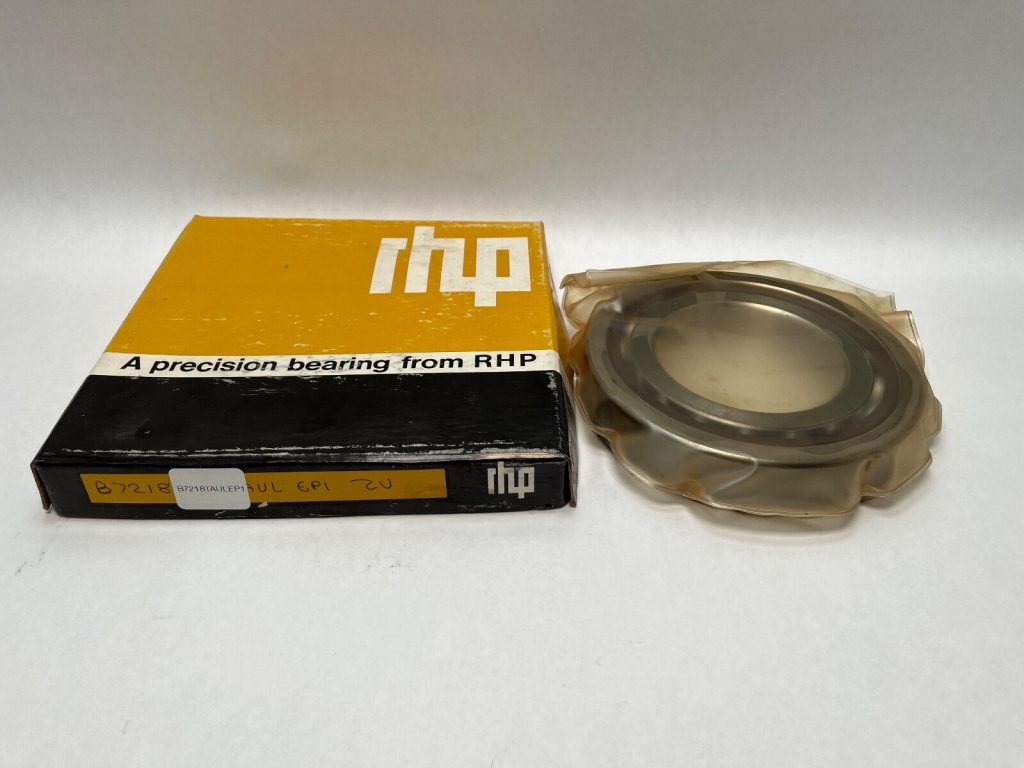 Angular Contact Ball Bearing - Straight Bore, 90 mm ID, 160 mm OD, 30 mm Width, Open, 15° Contact Angle, Without Snap Ring