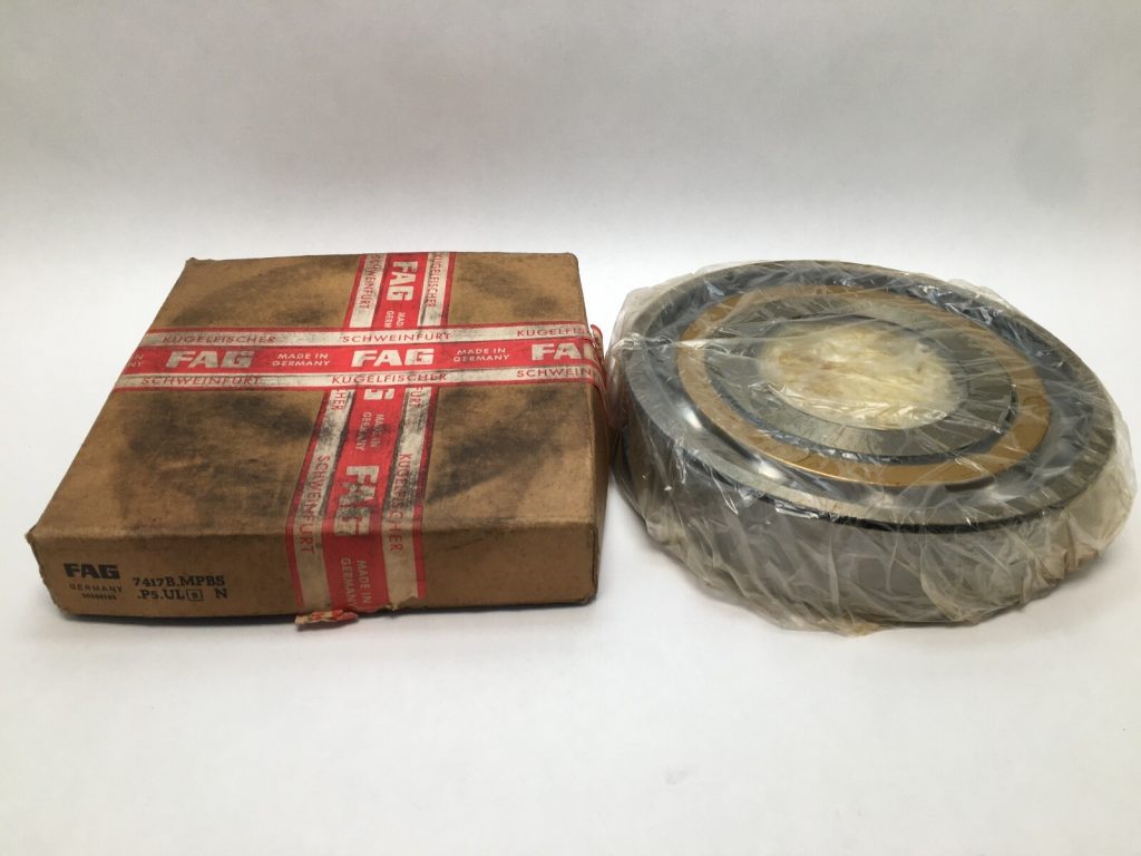 Angular Contact Ball Bearing - Straight Bore, 85 mm ID, 210 mm OD, 52 mm Width, Open, 40° Contact Angle, Without Snap Ring