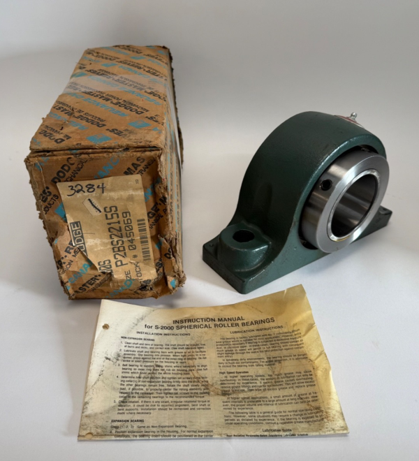 Dodge P2B-S2-215S flange mount pillow block bearing with original box and instruction manual