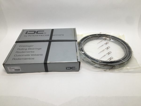IDC NCF1840V cylindrical roller bearing next to its labeled packaging box