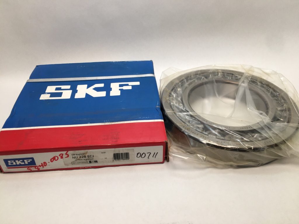 Cylindrical Roller Bearing - Straight Bore, 140 mm ID, 250 mm OD, 42 mm Width, 1 Row, CN Internal clearance.