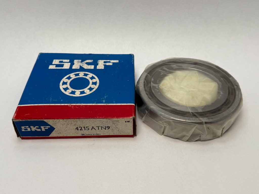 Deep Groove Ball Bearing - Straight Bore, 75 mm ID, 130 mm OD, 31 mm Width, Open, Without Snap Ring.