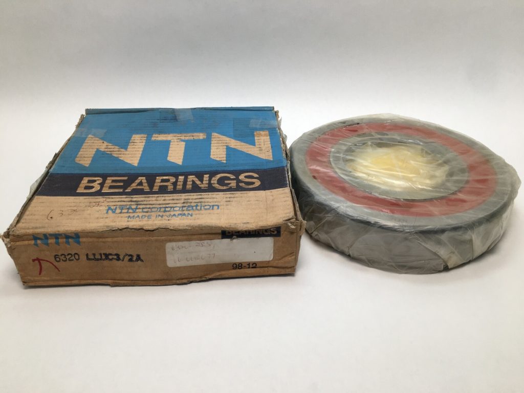 Deep Groove Ball Bearing - Straight Bore, 100 mm ID, 215 mm OD, 47 mm Width, Double Rubber Seal, C3 Internal Clearance.
