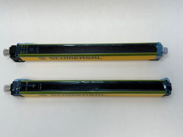Schmersal SLC440-ER-0250-30-01 Safety Light Curtain SLC440ER02503001