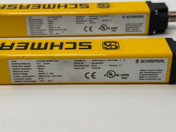 Schmersal SLC440-ER-0250-30-01 Safety Light Curtain SLC440-ER0250-30-01