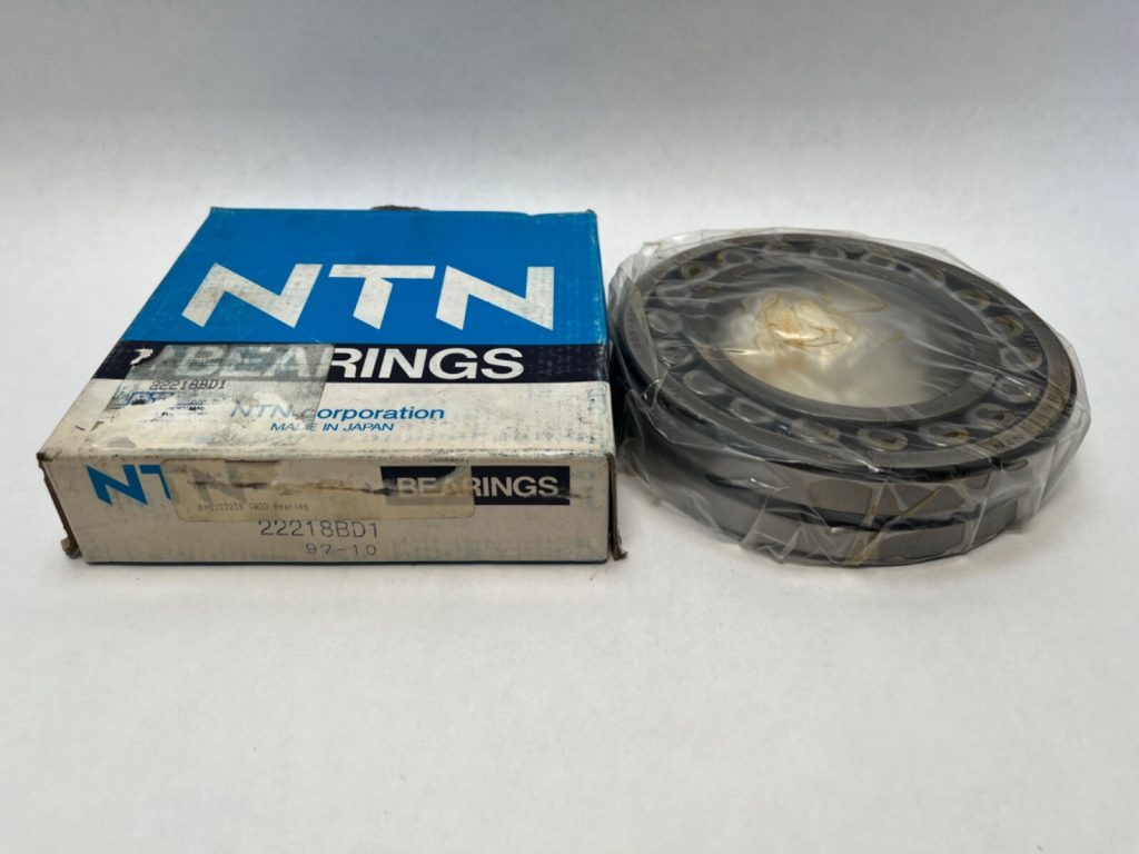 NTN 22218BD1 Spherical Roller 90x160x40 mm 22218CJ 22218 B W33/D1 Japan