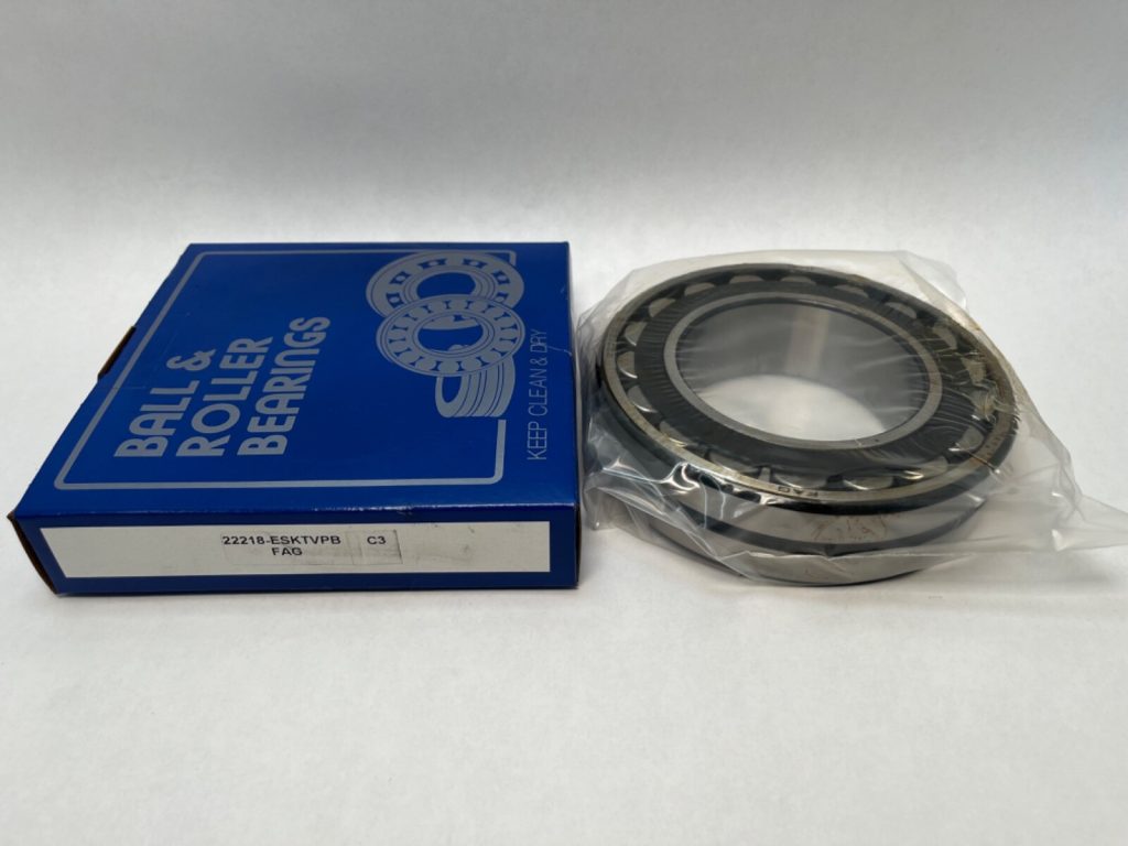 Spherical Roller Bearing - Tapered Bore, 90 mm ID, 160 mm OD, 40 mm Width, Open, C3 Internal clearance.