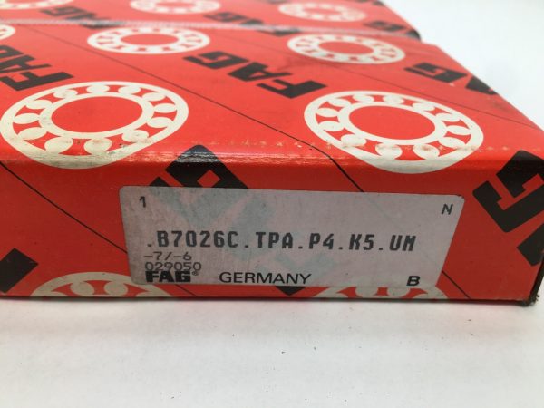 Angular Contact Ball Bearing – 130 mm ID, 200 mm OD, 33 mm Width, Open, 15°, Medium preload.