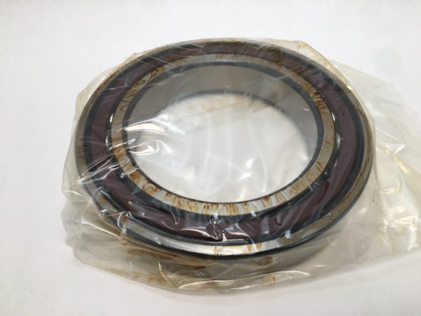 Angular Contact Ball Bearing – 130 mm ID, 200 mm OD, 33 mm Width, Open, 15°, Medium preload.