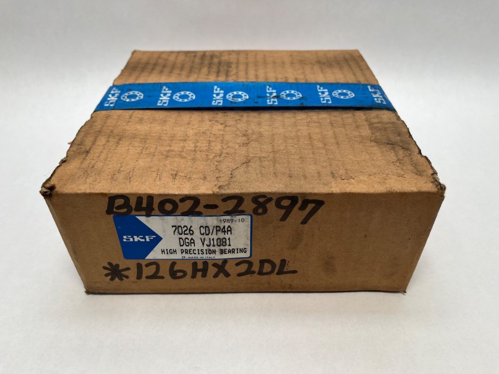 Angular Contact Bearings - 130 mm ID, 200 mm OD, 33 mm Width, Open, 15°, Light preload.