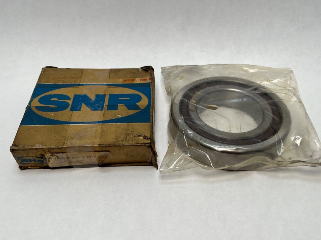 Angular Contact Ball Bearing - Straight Bore, 55 mm ID, 100 mm OD, 21 mm Width, Open, 15° Contact Angle, Light Preload.