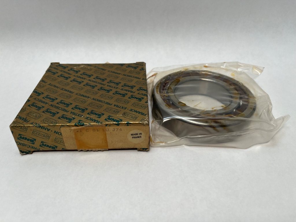 Angular Contact Ball Bearing - Straight Bore, 55 mm ID, 100 mm OD, 21 mm Width, Open, 15° Contact Angle, Light Preload.